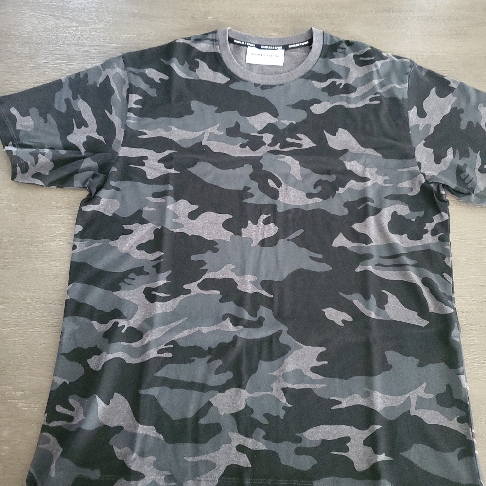 Kooples x sport, large, camouflage tshirt